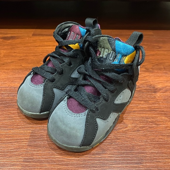 Air Jordan Boys 7 Retro BT Bordeaux Size 6C Gray 304772-034 - Picture 2 of 9